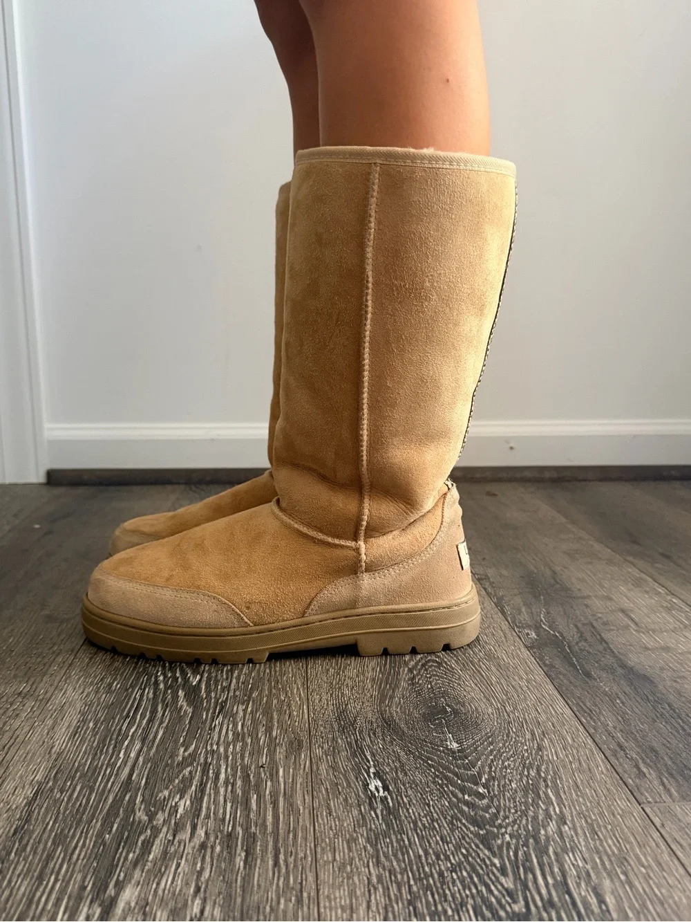 UGG Classic Tall Suede Winter Boot in Tan size 9